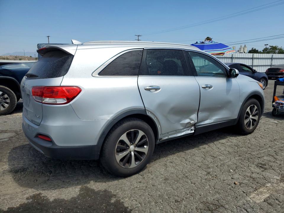 2017 Kia Sorento VIN 5XYPH4A5XHG302927 COPART salvage auction — SIDE, CA - DIS/DLR/EXP ONLY CLEAN TITLE (P), sold $2,150 on 2026-07-30 (photo 3)