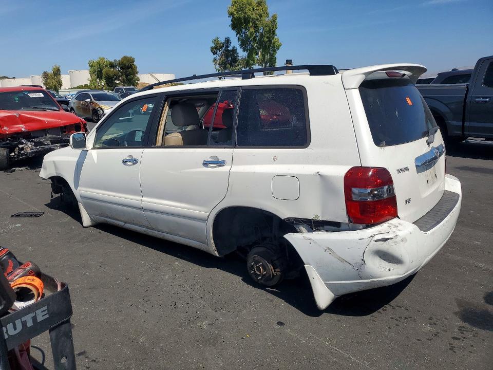 2006 Toyota Highlander VIN JTEDP21A460113521 COPART salvage auction — VANDALISM, CA - SALVAGE CERTIFICATE, sold $90 on 2026-07-27 (photo 2)