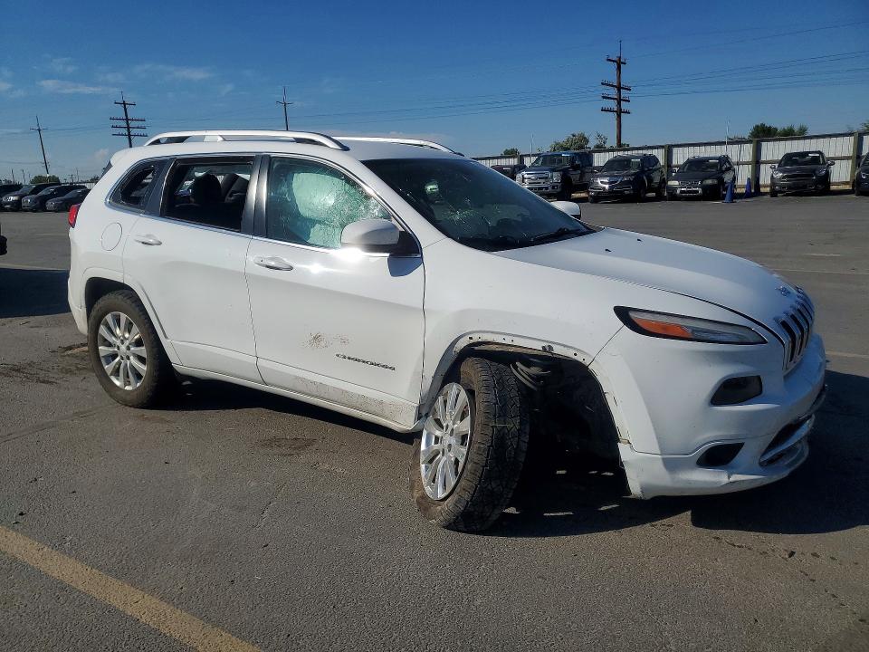 2018 Jeep Cherokee VIN 1C4PJMJX4JD613280 COPART salvage auction — ROLLOVER, Id - Salvage Certificate Of Title, sold $3,850 on 2026-09-03 (photo 4)