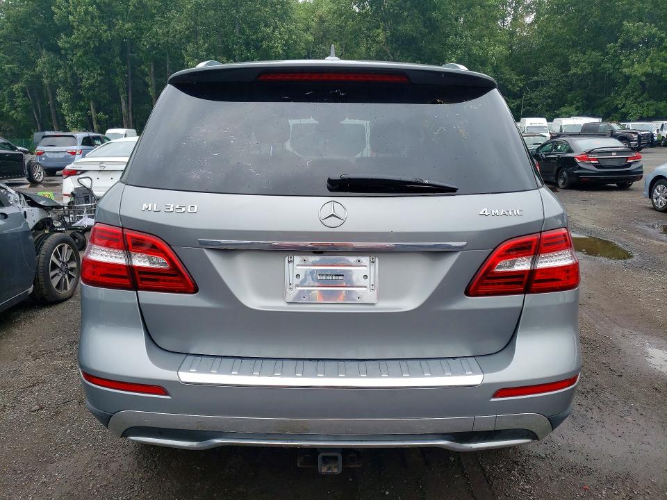 2015 Mercedes-benz M-klasse VIN 4JGDA5HB1FA460980 COPART salvage auction — MINOR DENT/SCRATCHES, Ri - Certificate Of Title, sold $7,900 on 2026-08-13 (photo 6)