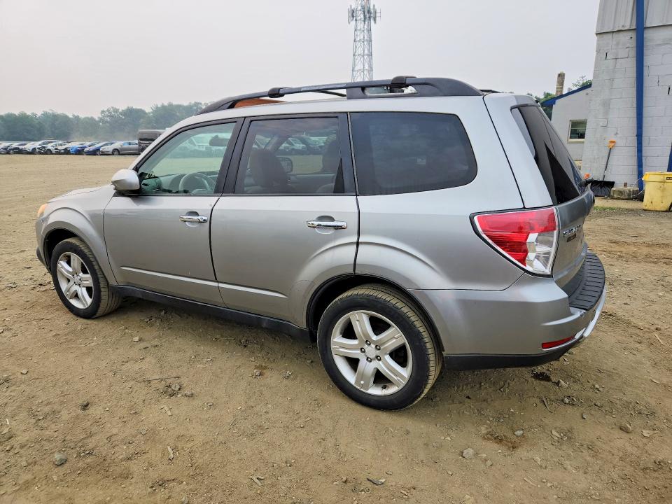 2009 Subaru Forester VIN JF2SH636X9H742345 COPART salvage auction — MINOR DENT/SCRATCHES, NJ - CERTIFICATE OF TITLE, sold $375 on 2026-07-29 (photo 2)