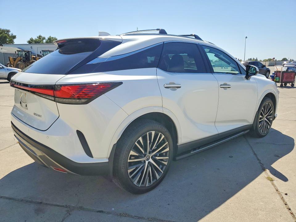 2025 Lexus VIN JTJCHMAA2S2026849 COPART salvage auction — FRONT END, Ca - Salvage Certificate, sold $25,250 on 2026-08-24 (photo 3)