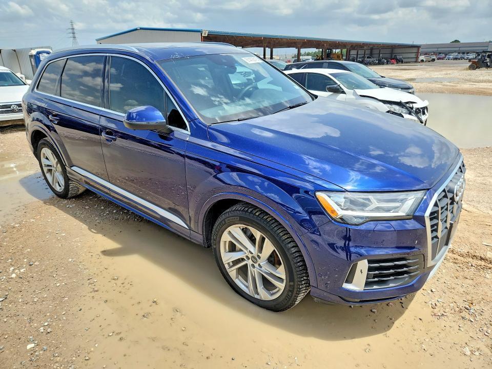 2021 Audi Q7 VIN WA1LJAF75MD025263 COPART salvage auction — WATER/FLOOD, TX - SALVAGE TITLE-FLOOD DAMAGE (P), sold $9,400 on 2026-08-04 (photo 4)