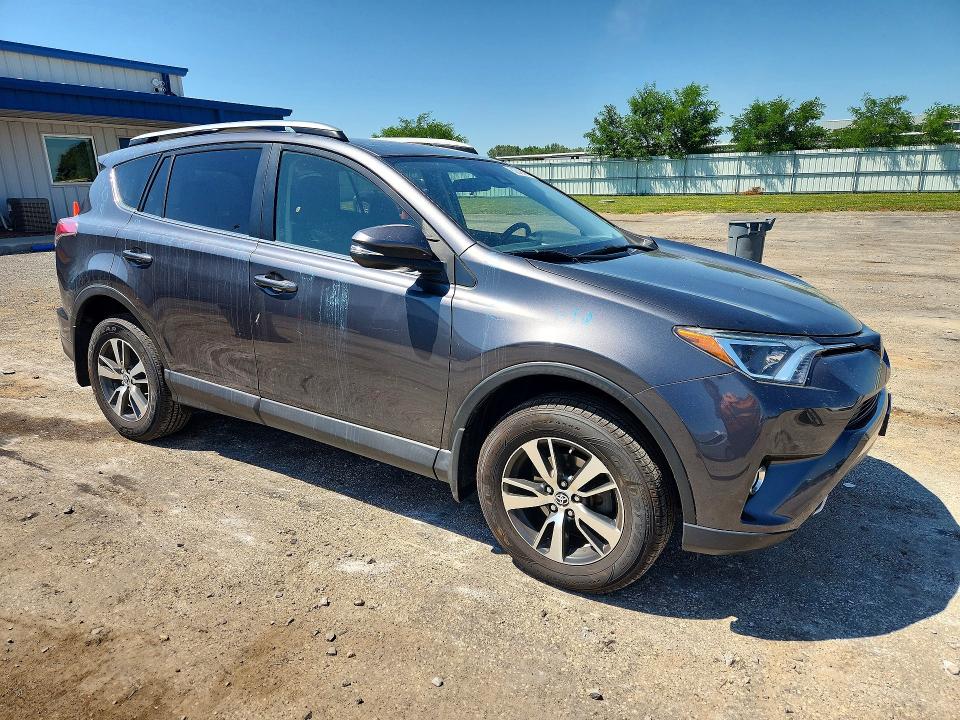 2018 Toyota Rav 4 VIN JTMRFREV4JJ242722 COPART salvage auction — HAIL, WI - CERTIFICATE OF TITLE, sold $2,050 on 2026-07-21 (photo 4)
