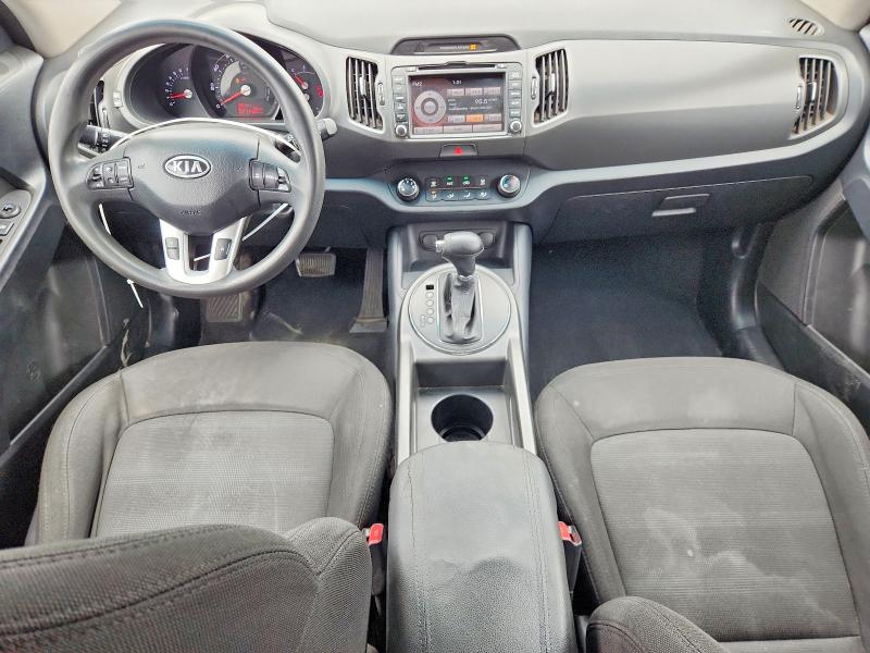 2011 Kia Sportage VIN KNDPB3A20B7084924 COPART salvage auction — MINOR DENT/SCRATCHES, CA - DIS/DLR/EXP ONLY CLEAN TITLE, sold $1,500 on 2026-08-02 (photo 8)