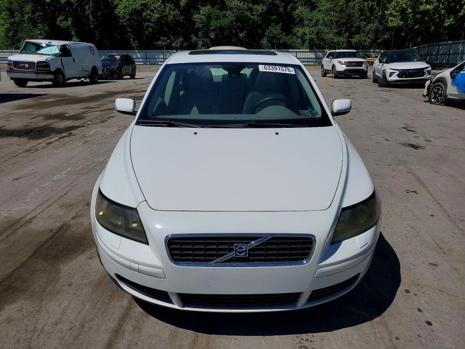 2006 Volvo S40 VIN YV1MS382962163014 COPART salvage auction — MINOR DENT/SCRATCHES, Pa - Cert Of Title, sold $575 on 2026-08-06 (photo 5)