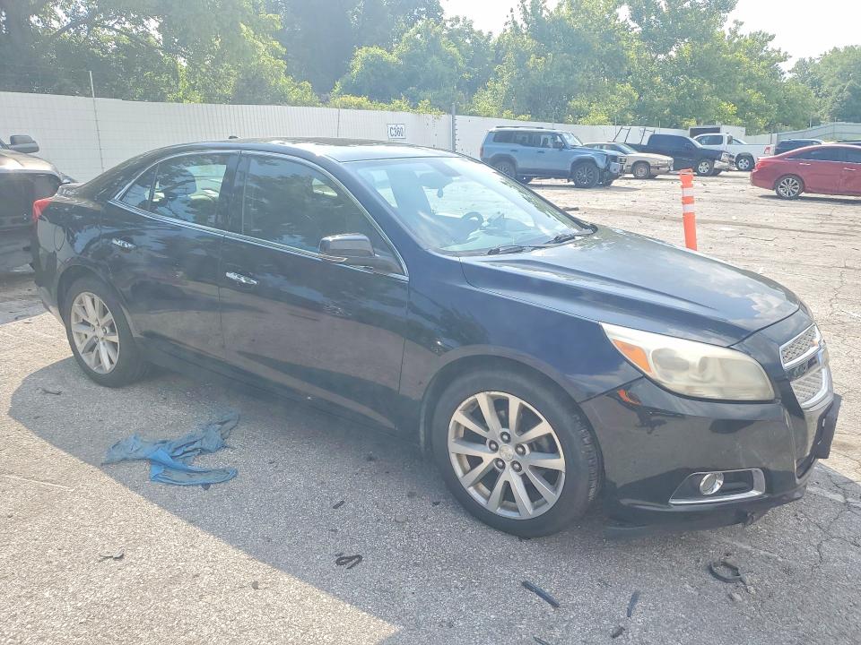 2013 Chevrolet Malibu VIN 1G11H5SA2DU130949 COPART salvage auction — MINOR DENT/SCRATCHES, Mo - Certificate Of Title, sold $475 on 2026-07-31 (photo 4)