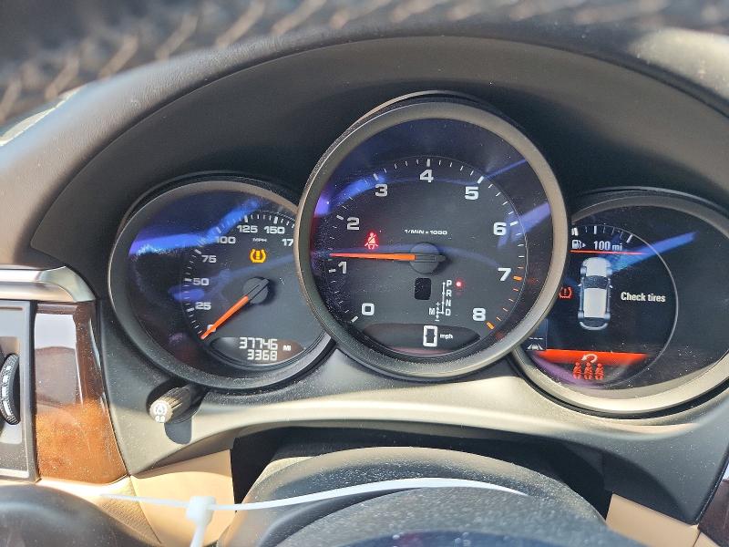 2020 Porsche Macan VIN WP1AA2A58LLB07970 COPART salvage auction — REAR END, Mi - Certificate Of Title, sold $21,500 on 2026-08-13 (photo 9)