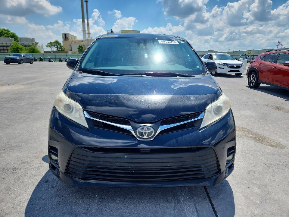 2018 Toyota Sienna VIN 5TDKZ3DC7JS959852 COPART salvage auction — WATER/FLOOD, OK - CERT OF TITLE-SALVAGE FLOOD, sold $175 on 2026-07-29 (photo 5)