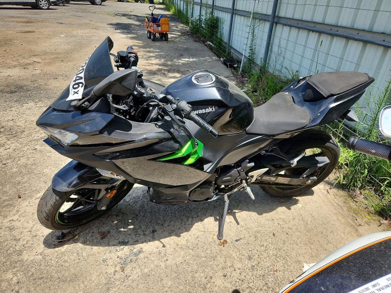 2023 Kawasaki Ex VIN JKAEXKG16PDAS5724 COPART salvage auction — MINOR DENT/SCRATCHES, Tx - Certificate Of Title, sold $500 on 2026-07-30 (photo 3)