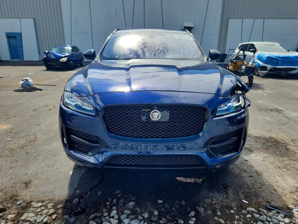 2017 Jaguar F-pace VIN SADCL2BVXHA884046 COPART salvage auction — FRONT END, Fl - Cert Of Title Slvg Rebuildable, sold $5,200 on 2026-07-20 (photo 5)