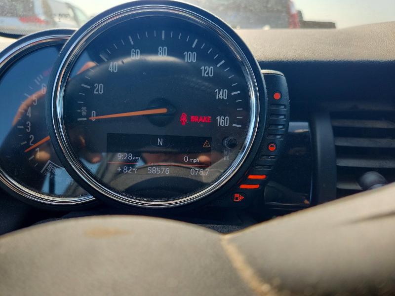 2016 Mini Cooper VIN WMWXP5C5XGT740045 COPART salvage auction — WATER/FLOOD, Il - Cert Of Title-Flood, sold $300 on 2026-08-18 (photo 9)