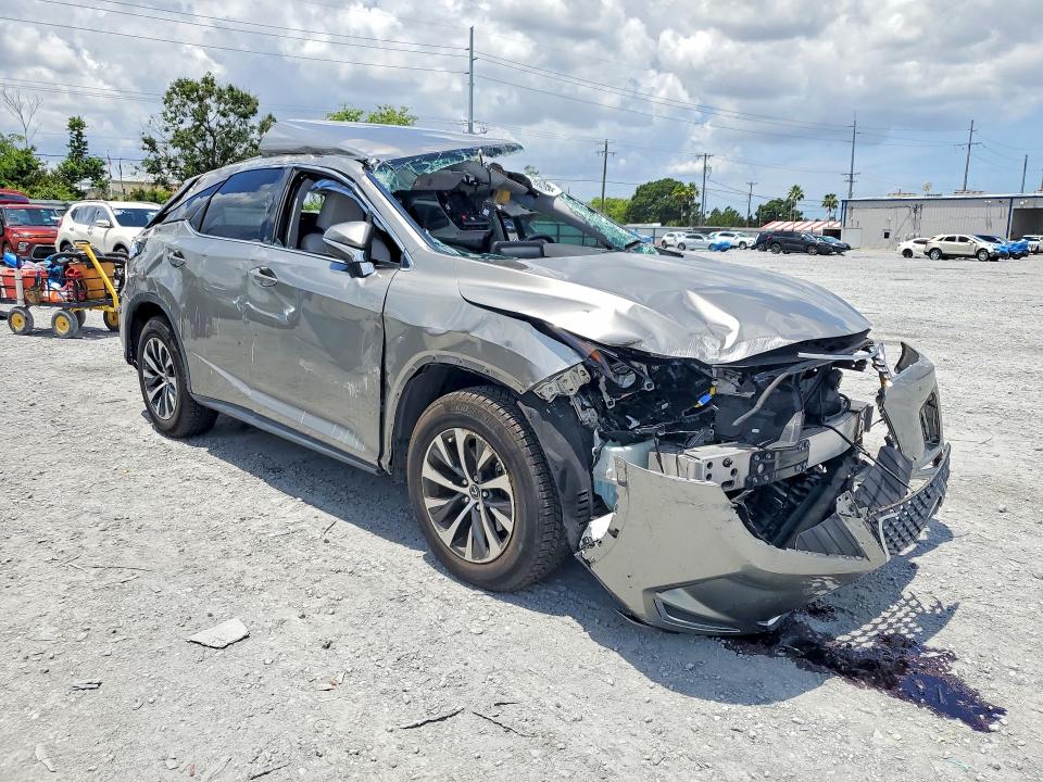 2020 Lexus VIN 2T2AZMAA3LC161764 COPART salvage auction — ROOF, Fl - Certificate Of Destruction, sold $4,550 on 2026-07-28 (photo 4)