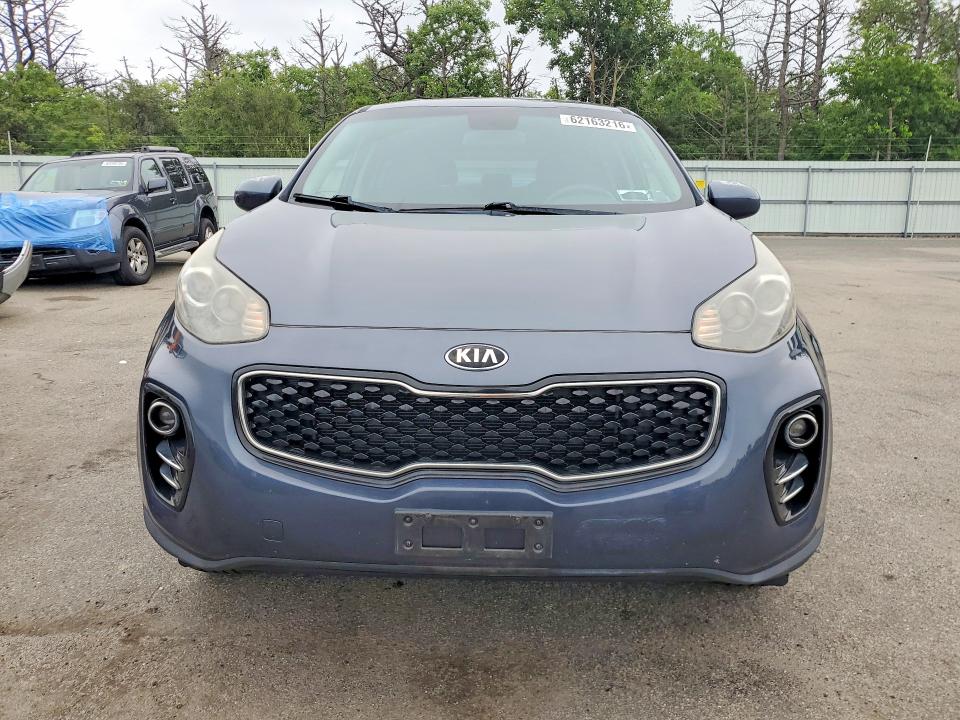 2017 Kia Sportage VIN KNDPMCAC5H7117637 COPART salvage auction — MINOR DENT/SCRATCHES, NY - CERTIFICATE OF TITLE, sold $2,850 on 2026-07-27 (photo 5)
