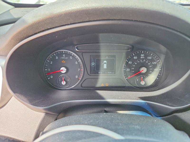 2018 Kia Sorento VIN 5XYPG4A33JG338336 COPART salvage auction — MINOR DENT/SCRATCHES, Tx - Certificate Of Title, sold $2,500 on 2026-07-09 (photo 9)