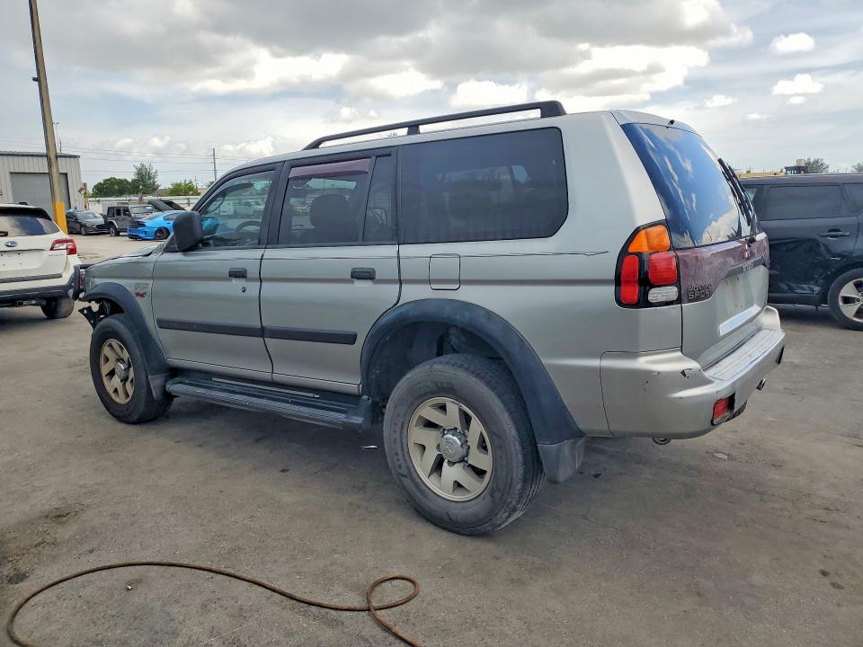 2001 Mitsubishi Montero VIN JA4LS31R71P054436 COPART salvage auction — FRONT END, FL - CERT OF TITLE SLVG REBUILDABLE, sold $500 on 2026-07-13 (photo 2)