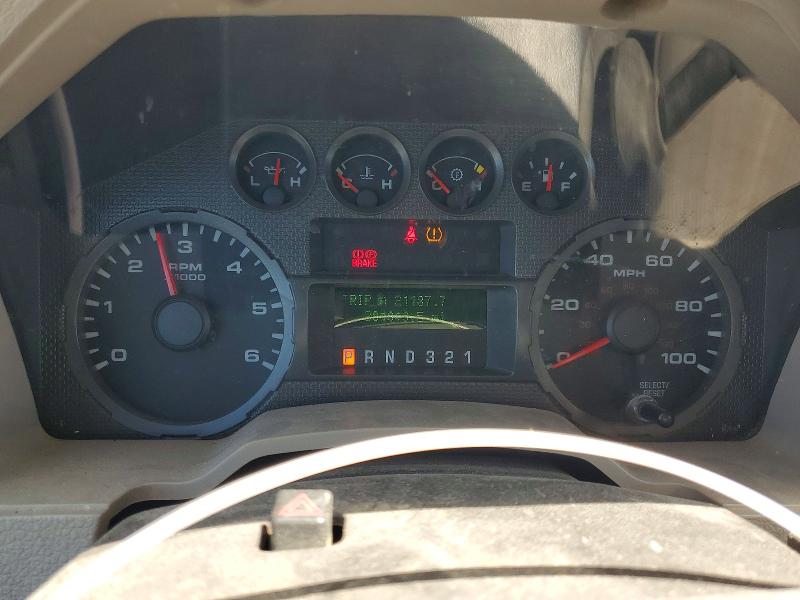 2009 Ford F-250 super duty VIN 1FTSX20569EB24124 COPART salvage auction — SIDE, Ca - Dis/Dlr/Exp Only Clean Title, sold $525 on 2026-08-25 (photo 9)