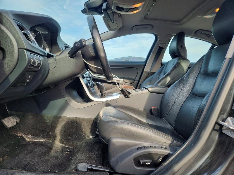 2015 Volvo S60 VIN YV140MFCXF1311622 COPART salvage auction — HAIL, Wi - Certificate Of Title, sold $975 on 2026-08-10 (photo 7)