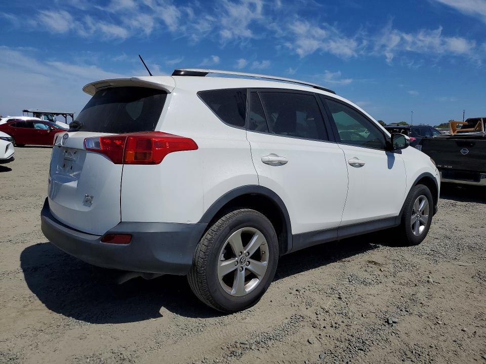 2015 Toyota Rav4 VIN JTMRFREV1FJ018430 COPART salvage auction — FRONT END, Ca - Salvage Certificate, sold $3,550 on 2026-07-28 (photo 3)