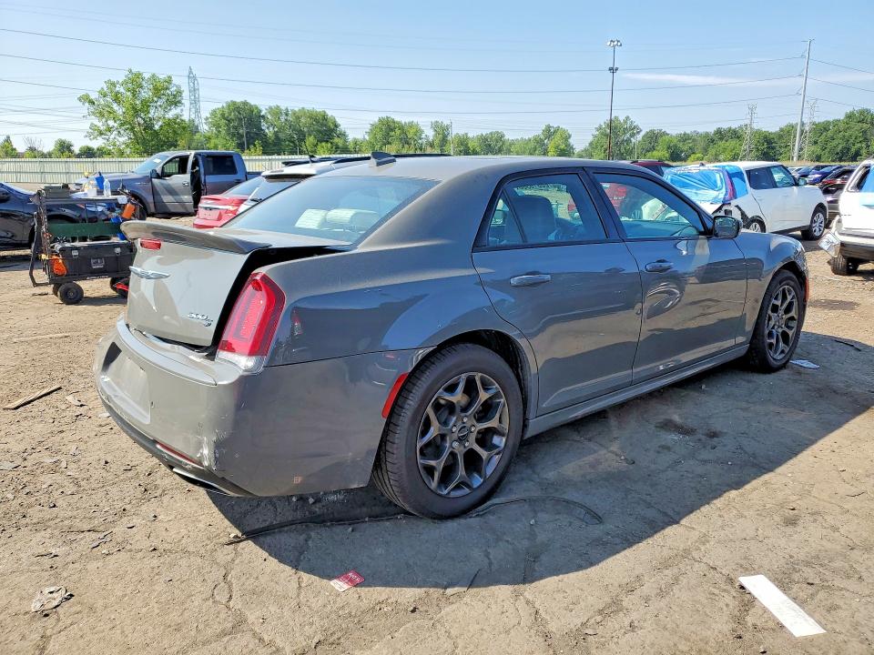 2018 Chrysler 300 VIN 2C3CCAGG1JH141643 COPART salvage auction — REAR END, Mi - Certificate Of Title, sold $7,400 on 2026-08-11 (photo 3)