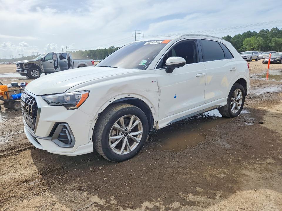 2021 Audi Q3 VIN WA1DECF37M1016034 COPART salvage auction — SIDE, LA - CERTIFICATE OF TITLE (P), sold $12,100 on 2026-07-28 (photo 1)