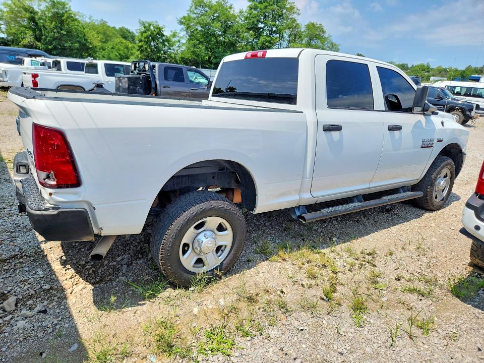 2017 Ram 3500 VIN 3C63R3CJ9HG762301 COPART salvage auction — NORMAL WEAR, Ky - Certificate Of Title, sold $1,850 on 2026-08-03 (photo 3)
