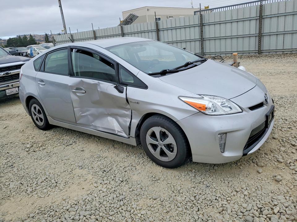 2014 Toyota VIN JTDKN3DU7E0378087 COPART salvage auction — SIDE, Salvage Title, sold $3,700 on 2026-07-16 (photo 4)