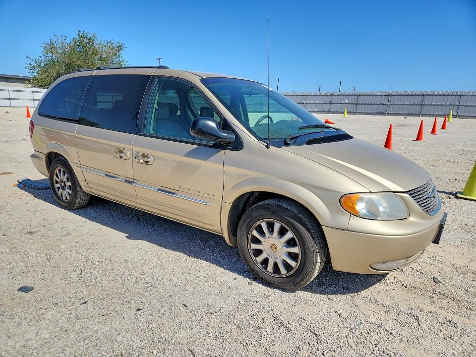2001 Chrysler Town & country VIN 2C8GP54L11R238019 COPART salvage auction — REAR END, Tx - Salvage Vehicle Title, sold $10 on 2026-07-30 (photo 4)