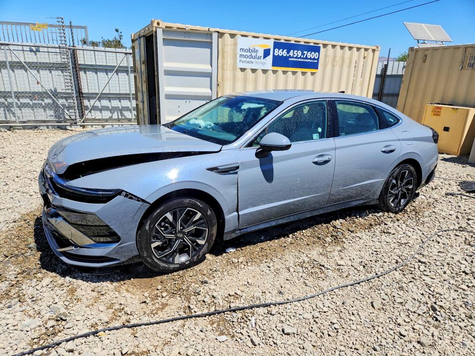 2025 Hyundai Sonata VIN KMHL64JA1SA453255 COPART salvage auction — FRONT END, AZ - CERT OF TITLE- NON REPAIR, sold $525 on 2026-07-22 (photo 1)