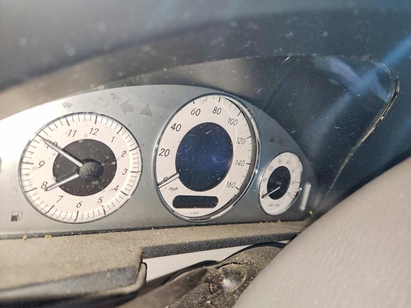 2008 Mercedes-benz E-klasse VIN WDBUF87X58B228852 COPART salvage auction — NORMAL WEAR, Nh - Certificate Of Title, sold $375 on 2026-07-28 (photo 9)