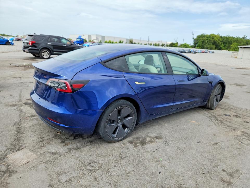 2022 Tesla Model 3 VIN 5YJ3E1EA3NF191850 COPART salvage auction — WATER/FLOOD, FL - CERT OF TITLE-FLOOD & REBUILT (P), sold $5,200 on 2026-07-27 (photo 3)