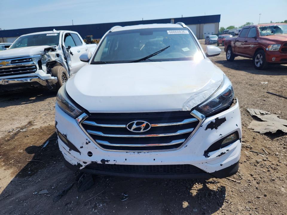 2017 Hyundai Tucson VIN KM8J3CA47HU416836 COPART salvage auction — FRONT END, VA - CERTIFICATE OF TITLE (P), sold $3,150 on 2026-07-28 (photo 5)