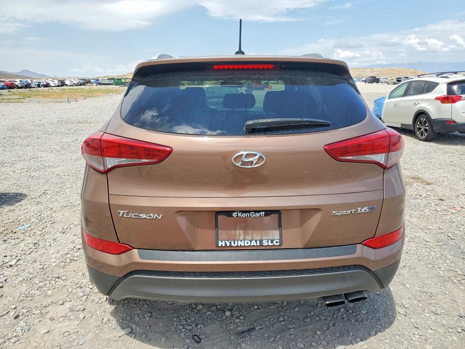 2016 Hyundai Tucson VIN KM8J33A20GU046729 COPART salvage auction — MINOR DENT/SCRATCHES, UT - CERTIFICATE OF TITLE, sold $3,700 on 2026-07-24 (photo 6)