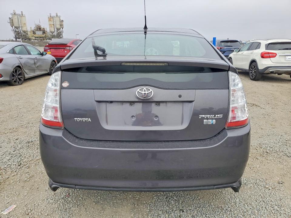 2007 Toyota Prius VIN JTDKB20U273265559 COPART salvage auction — MINOR DENT/SCRATCHES, Ca - Dis/Dlr/Exp Only Clean Title, sold $875 on 2026-07-31 (photo 6)