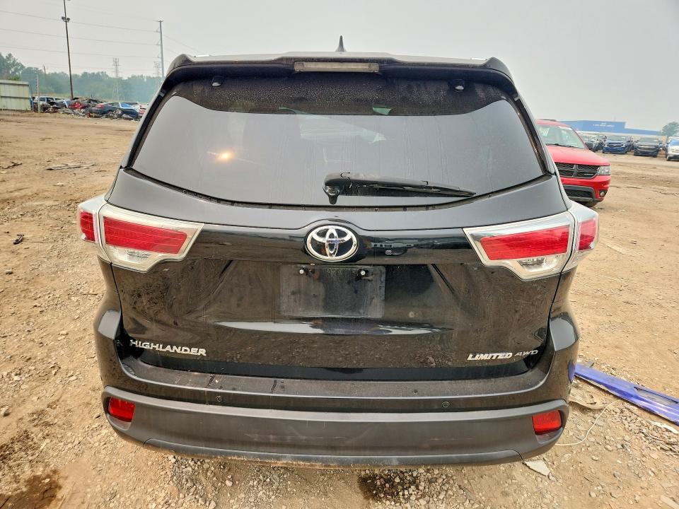 2015 Toyota Highlander VIN 5TDDKRFH1FS081318 COPART salvage auction — FRONT END, MI - DEALER ONLY CLEAN TITLE, sold $375 on 2026-07-24 (photo 6)