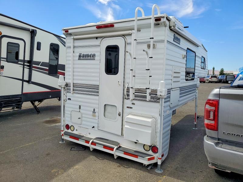 2005 Lance Camper VIN 00000000000156179 COPART salvage auction — MINOR DENT/SCRATCHES, Wa - Vehicle Cert Of Ownership-Titl, sold $925 on 2026-07-28 (photo 4)
