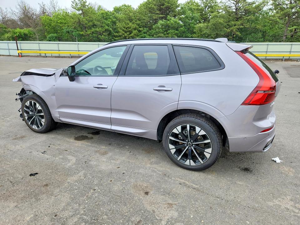 2026 Volvo Xc60 VIN YV4M12RC2T1449926 COPART salvage auction — FRONT END, Fl - Certificate Of Title, sold $20,000 on 2026-07-22 (photo 2)