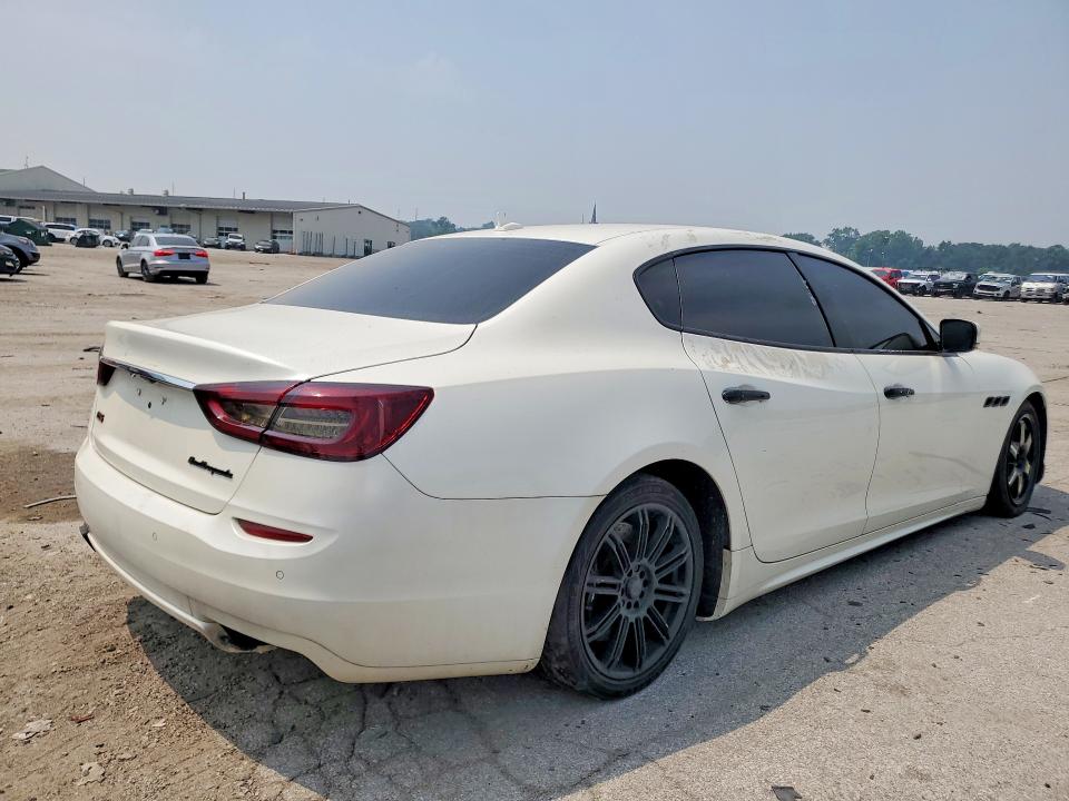 2015 Maserati Quattroporte VIN ZAM56PPA1F1142013 COPART salvage auction — MINOR DENT/SCRATCHES, IL - CERTIFICATE OF TITLE (P), sold $11,500 on 2026-07-28 (photo 3)