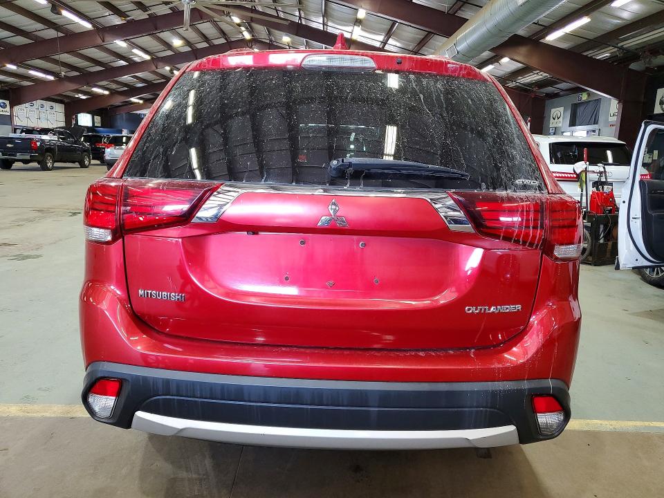 2018 Mitsubishi Outlander VIN JA4AZ3A30JZ041434 COPART salvage auction — MINOR DENT/SCRATCHES, Ct - Clean Title, sold $3,900 on 2026-07-14 (photo 6)