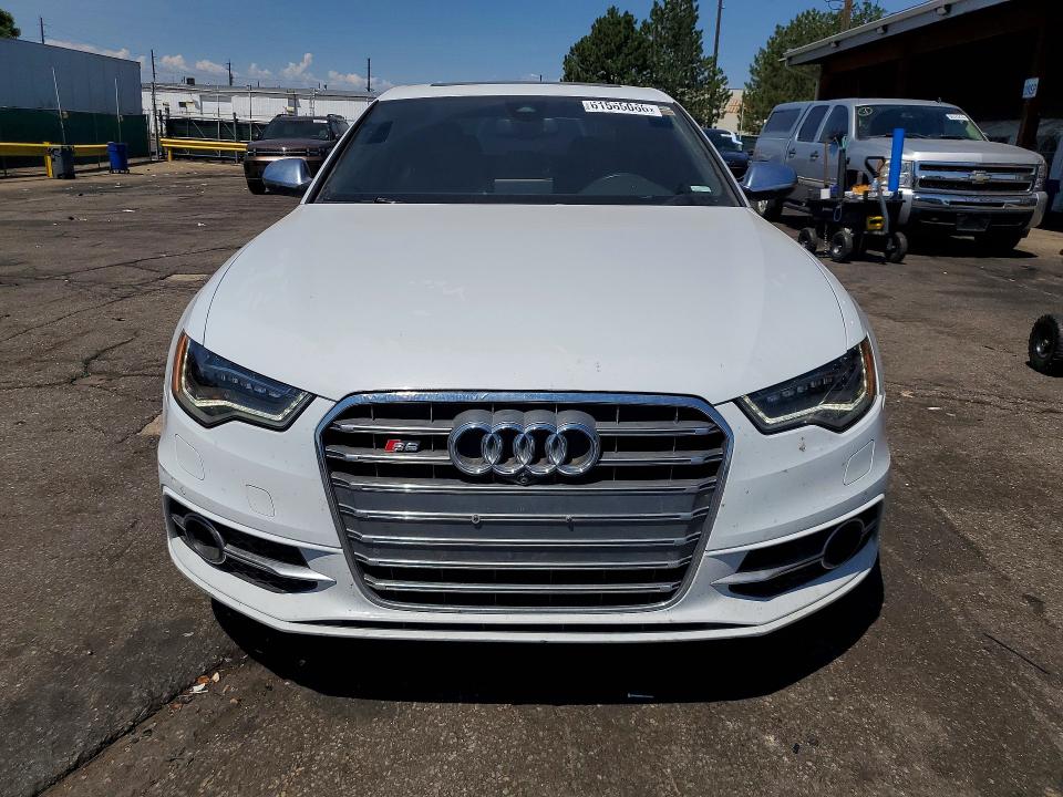 2014 Audi S4 VIN WAUF2AFCXEN069362 COPART salvage auction — MINOR DENT/SCRATCHES, Co - Certificate Of Title, sold $600 on 2026-09-10 (photo 5)