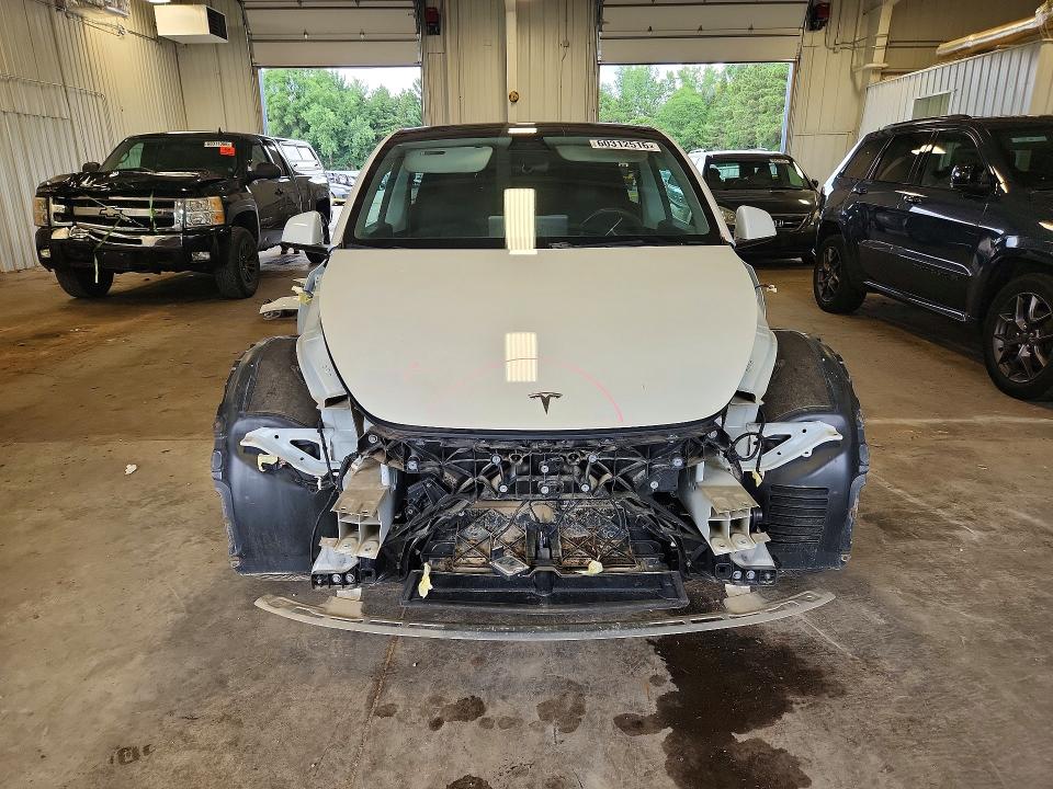 2020 Tesla Model y VIN 5YJYGDEEXLF032129 COPART salvage auction — FRONT END, MN - CERT OF TITLE-SALVAGE, sold $7,800 on 2026-07-23 (photo 5)