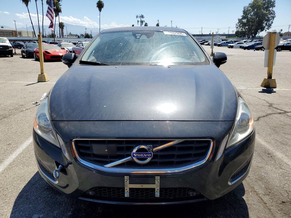 2012 Volvo S60 VIN YV1622FS2C2113122 COPART salvage auction — REAR END, Ca - Salvage Certificate, sold $325 on 2026-07-17 (photo 5)