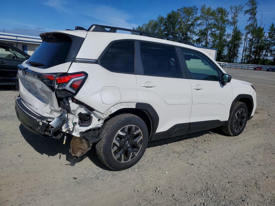 2025 Subaru Forester VIN JF2SLDBC2SH618568 COPART salvage auction — FRONT END, WA - BILL OF SALE, sold $200 on 2026-07-27 (photo 3)