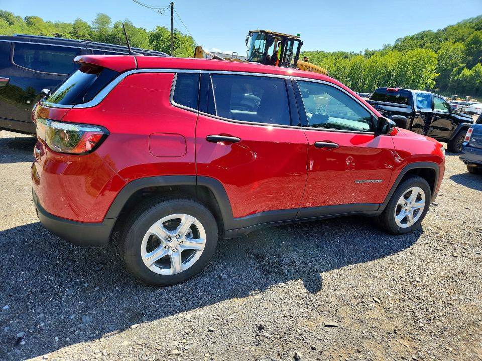2024 Jeep Compass VIN 3C4NJDANXRT591605 COPART salvage auction — MINOR DENT/SCRATCHES, Pa - Certificate Of Salvage, sold $9,200 on 2026-09-03 (photo 3)