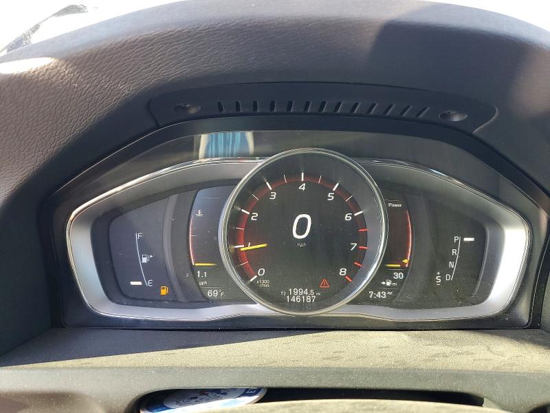 2017 Volvo V60 cross country VIN YV440MWK5H1027327 COPART salvage auction — ENGINE BURN, Nv - Dis/Dlr/Exp Only Clean Title, sold $2,400 on 2026-08-06 (photo 9)