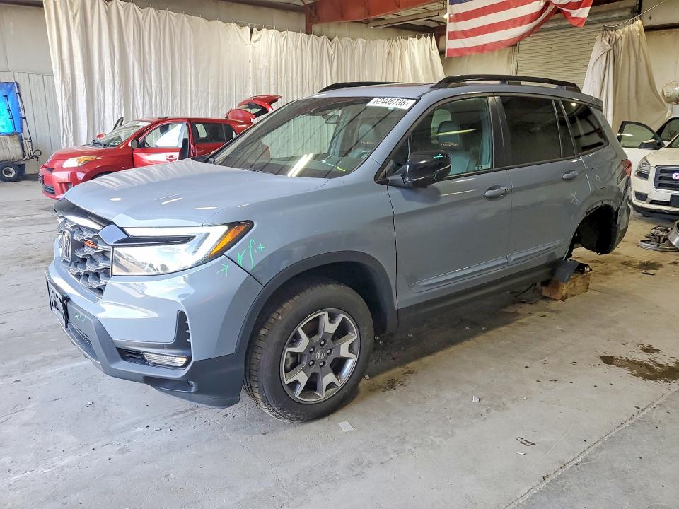 2022 Honda Passport VIN 5FNYF8H66NB024725 — COPART salvage auction photo
