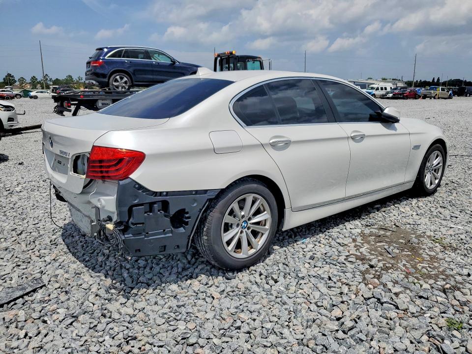 2015 BMW 5er VIN WBA5A7C50FD627525 COPART salvage auction — REAR END, Fl - Cert Of Title Slvg Rebuildable, sold $5,600 on 2026-07-31 (photo 3)