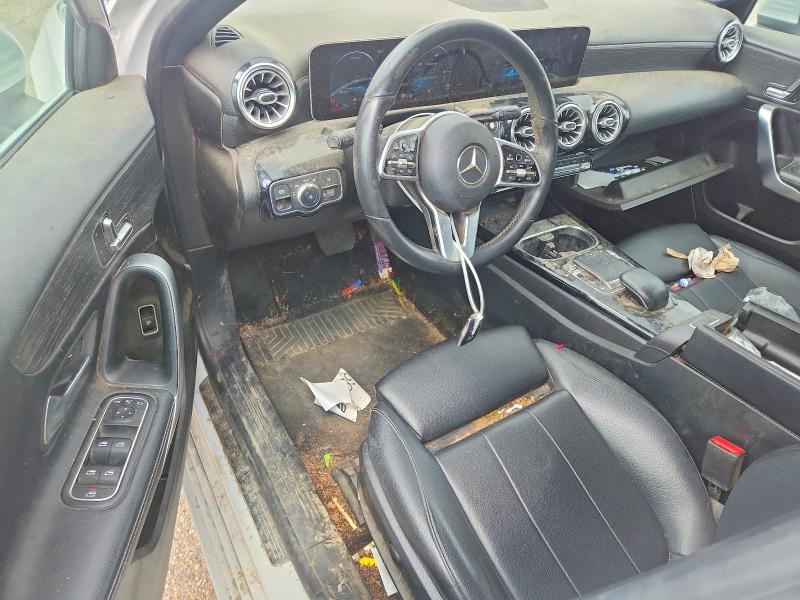 2019 Mercedes-benz A-klasse VIN WDD3G4EBXKW020708 COPART salvage auction — MINOR DENT/SCRATCHES, Va - Certificate Of Title (P), sold $7,700 on 2026-08-06 (photo 8)