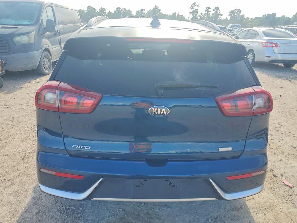 2018 Kia Niro VIN KNDCB3LCXJ5170692 COPART salvage auction — NORMAL WEAR, Tx - Certificate Of Title, sold $1,150 on 2026-07-17 (photo 6)