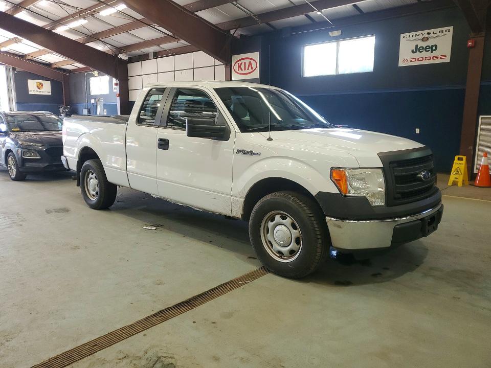 2013 Ford F-150 VIN 1FTEX1CM4DFB46460 COPART salvage auction — MINOR DENT/SCRATCHES, Vt - Certificate Of Title, sold $2,400 on 2026-07-27 (photo 4)